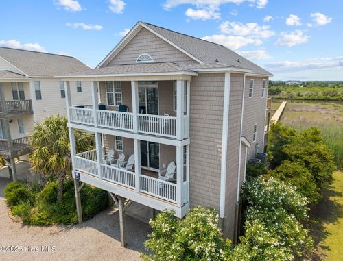3725 Island Dr, N Topsail Beach, NC, 28460-8207 | Card Image