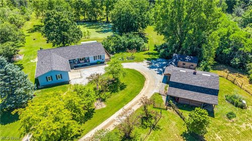 6827 Wooster Pike, Medina, OH, 44256-8859 | Card Image