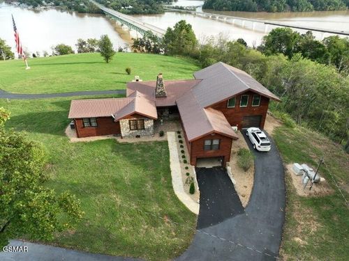 260 Highway 113, White Pine, TN, 37890-4400 | Card Image