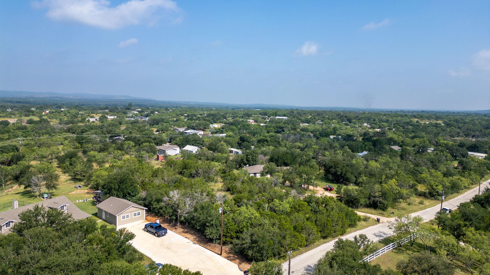 Land in Kingsland 4