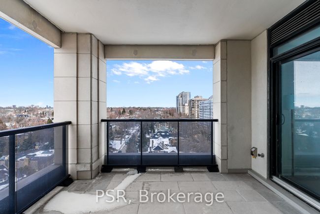 1103 - 1 Forest Hill Rd, Condo with 3 bedrooms, 3 bathrooms and 1 parking in Toronto ON | Image 22