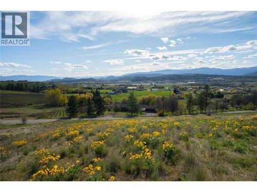 5152 Whitetail Drive, Kelowna, BC, V1X7V7 | Card Image