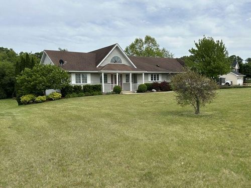8651 Fieldstone Court, Burlington, WI, 53105 | Card Image