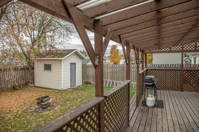 10513 106 Street, House other with 4 bedrooms, 2 bathrooms and 4 parking in High Level AB | Image 26