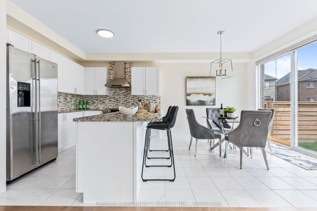 10 Hornchurch St, House other with 6 bedrooms, 5 bathrooms and 2 parking in Whitby ON | Image 13