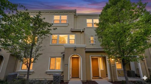 2730 Ferrara Cir, San Jose, CA, 95111-3181 | Card Image