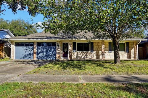 734 E Dartmouth Ln, Deer Park, TX, 77536-6310 | Card Image
