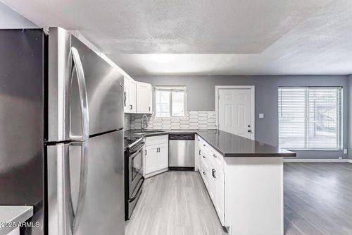 17-2014 W Berridge Ln, Phoenix, AZ, 85015-2141 | Card Image