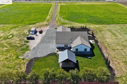 2200 Delta Rd, Knightsen, CA, 94548 | Card Image