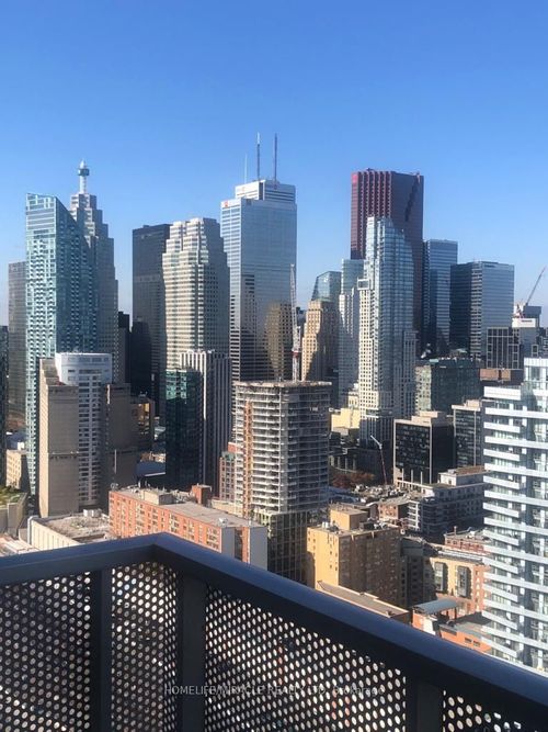 3509-20 Richardson St, Toronto, ON, M5A0S6 | Card Image