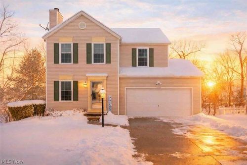 4467 Newcastle Cv, Brunswick, OH, 44212-6800 | Card Image