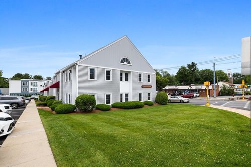 ste-205b-384 Lowell St, Wakefield, MA, 01880-1986 | Card Image