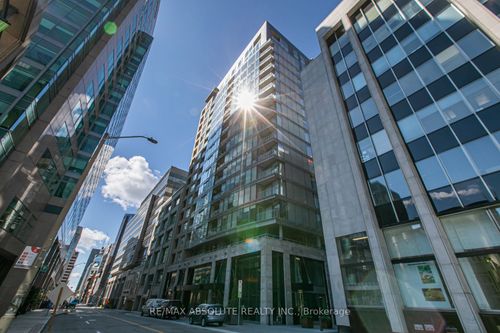 1011-101 Queen St, Ottawa, ON, K1P0B7 | Card Image
