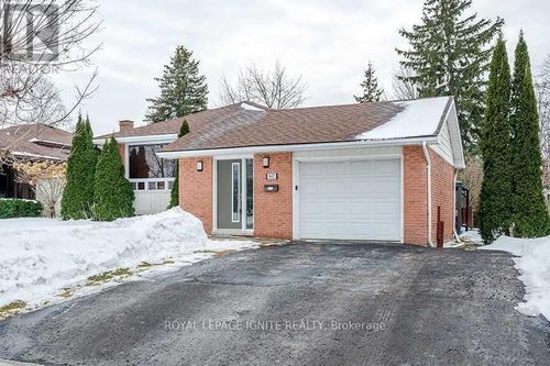 947 Southlawn Dr, Peterborough, ON, K9J1E9 | Card Image