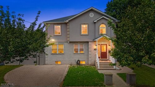 13 Ogden Rd, Belleville, NJ, 07109-1327 | Card Image