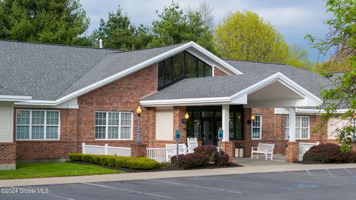 5 Care Ln, Saratoga Springs, NY, 12866-8623 | Card Image
