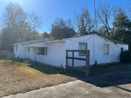 4941 Log Cabin Dr, Macon, GA, 31204-6371 | Card Image