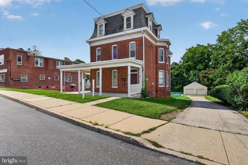 300 E Main St, DALLASTOWN, PA, 17313-2212 | Card Image
