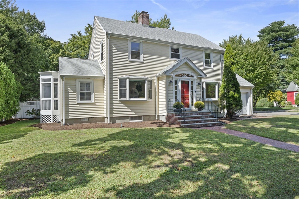 Crehore Dr, Newton Lower Falls, MA 02462