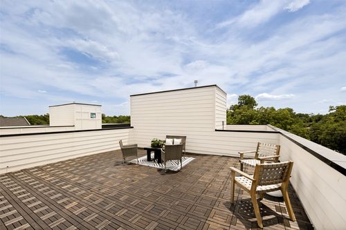 201-5637 Live Oak St, Dallas, TX, 75206-8015 | Card Image