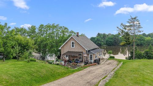 21 S Elm Street, KEKOSKEE, WI, 53050 | Card Image