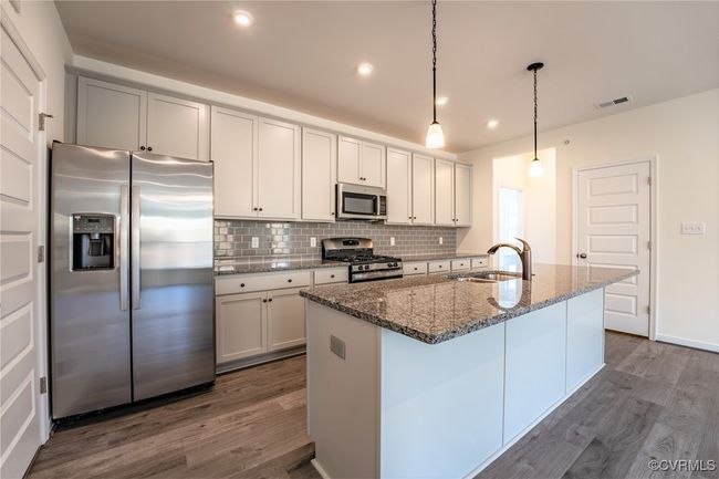 3907 Maze Runner Dr, Condo with 2 bedrooms, 2 bathrooms and null parking in Midlothian VA | Image 6