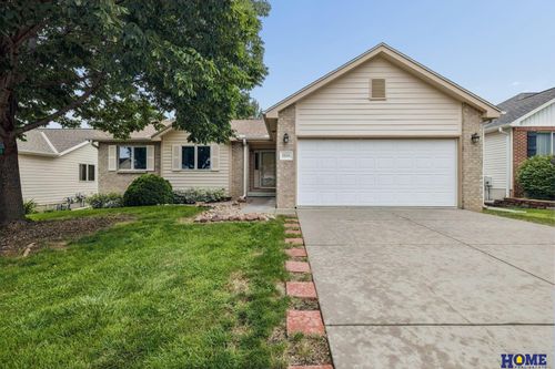 2048 Chloe Ln, Lincoln, NE, 68512-9472 | Card Image