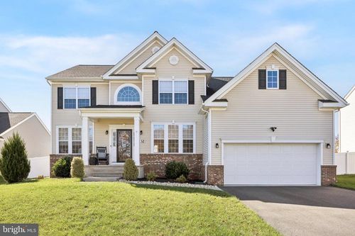 32 Stoneham Rd, EWING, NJ, 08638-2746 | Card Image