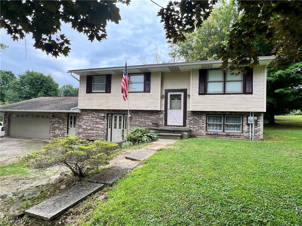 Bushnell Rd, Conneaut, OH 44030