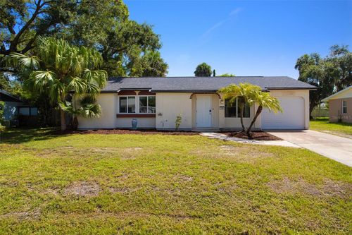 2500 Linton Ln, Port Charlotte, FL, 33952-4132 | Card Image