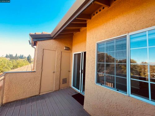 392-450 Bollinger Canyon Ln, San Ramon, CA, 94582-9023 | Card Image