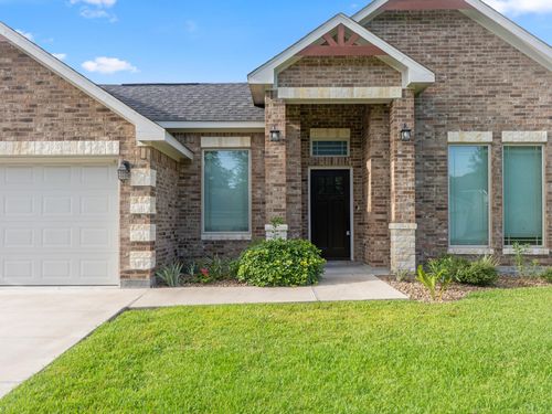1310 Sailfish Dr, Bay City, TX, 77414-8320 | Card Image