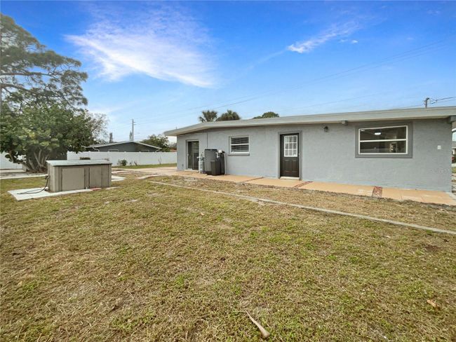 385 W Seminole Drive, House other with 3 bedrooms, 2 bathrooms and null parking in Venice FL | Image 21