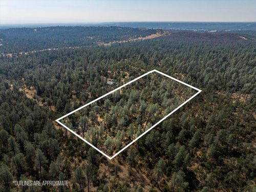 4820 Aloe Vera Drive, Redding, CA, 96001 | Card Image