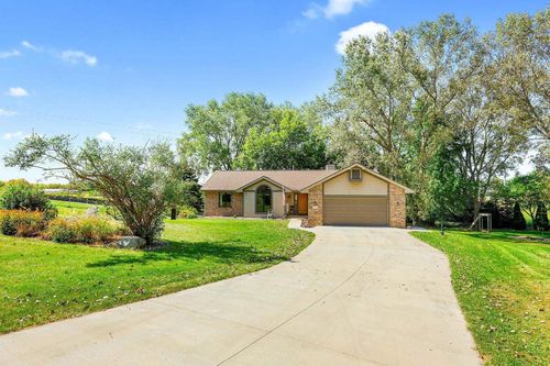 2875 Golden Circle, PLEASANT SPRINGS, WI, 53589 | Card Image