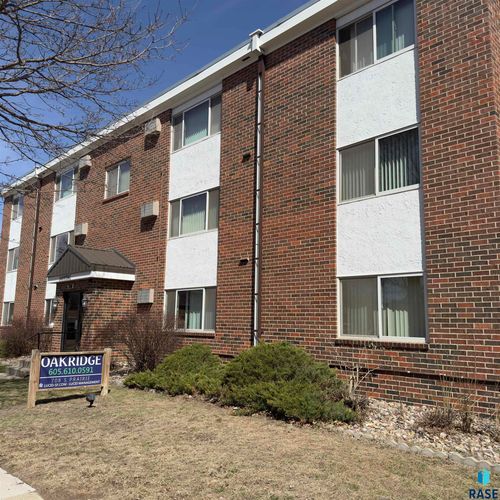 708 S Prairie Ave Avenue, Sioux Falls, SD, 57104 | Card Image