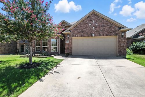 5729 Diamond Valley Dr, Fort Worth, TX, 76179-7606 | Card Image