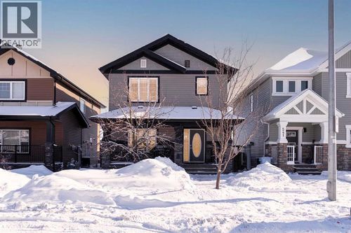 545 Heritage Dr, Fort Mcmurray, AB, T9K2W8 | Card Image