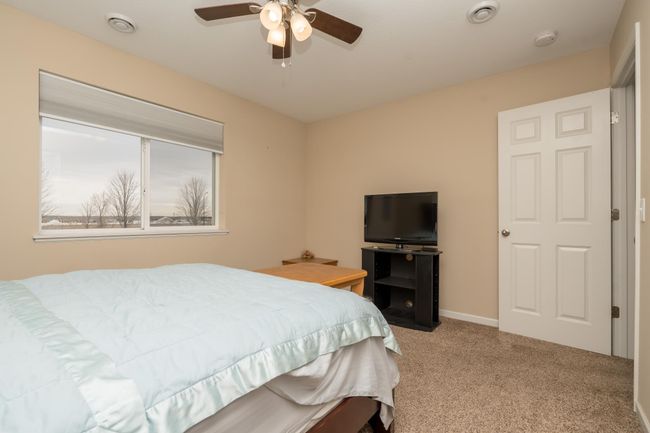 4129 Jarmann Ln, Townhouse with 3 bedrooms, 3 bathrooms and null parking in Shakopee MN | Image 24