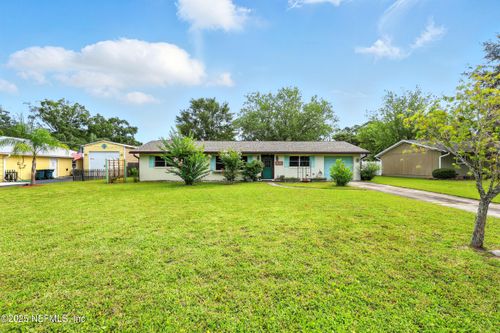 708 N Chapel St, Bunnell, FL, 32110-6056 | Card Image