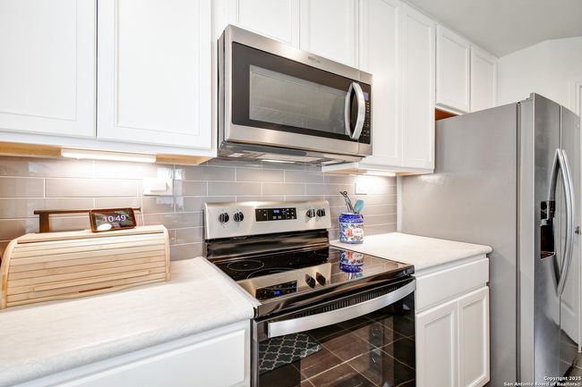 6542 Cibolo Spgs, House other with 3 bedrooms, 2 bathrooms and null parking in Converse TX | Image 10