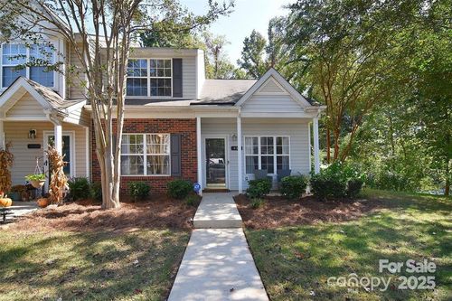 435 Scarlett Ln, Fort Mill, SC, 29715-8213 | Card Image
