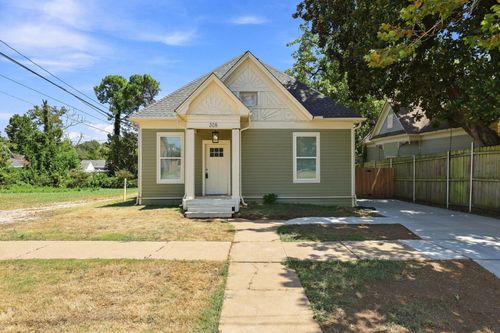 308 N 5th Ave, Denison, TX, 75021-2706 | Card Image