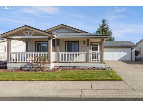 181 Kristi Lee Ln, Roseburg, OR, 97471-9868 | Card Image