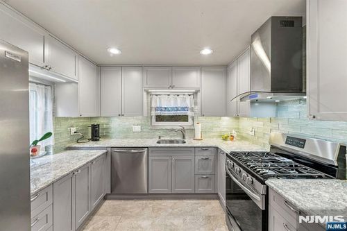 1118 Wilson Ave, Teaneck, NJ, 07666 | Card Image