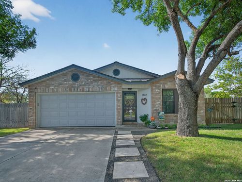 1403 32nd St, Hondo, TX, 78861-3435 | Card Image