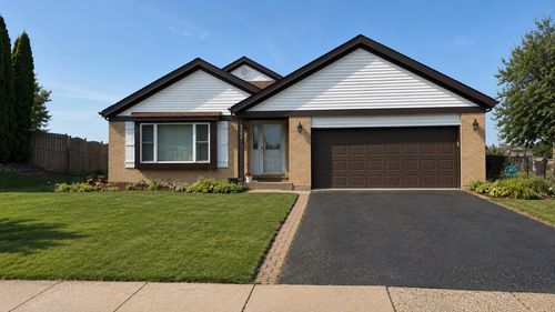 7342 W Mathews Dr, Frankfort, IL, 60423-9082 | Card Image