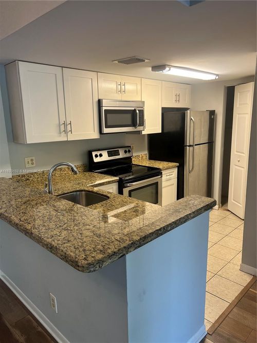 apt-205-10725 Cleary Blvd, Plantation, FL, 33324-7305 | Card Image