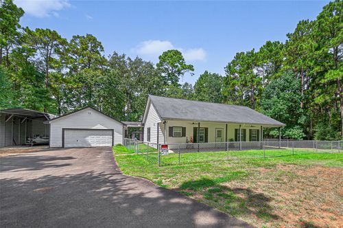 10509 Iron Ore Rd, Conroe, TX, 77303-2451 | Card Image