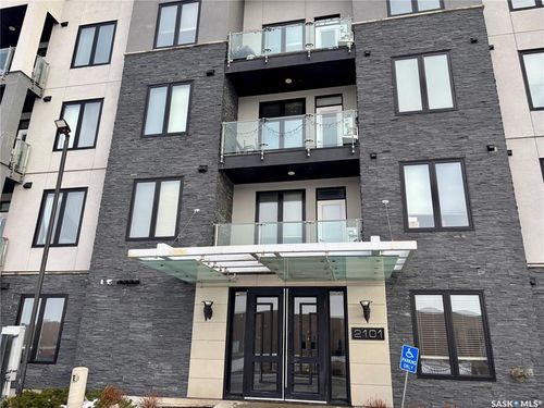 203-2101 Heseltine Rd, Regina, SK, S4V3H1 | Card Image